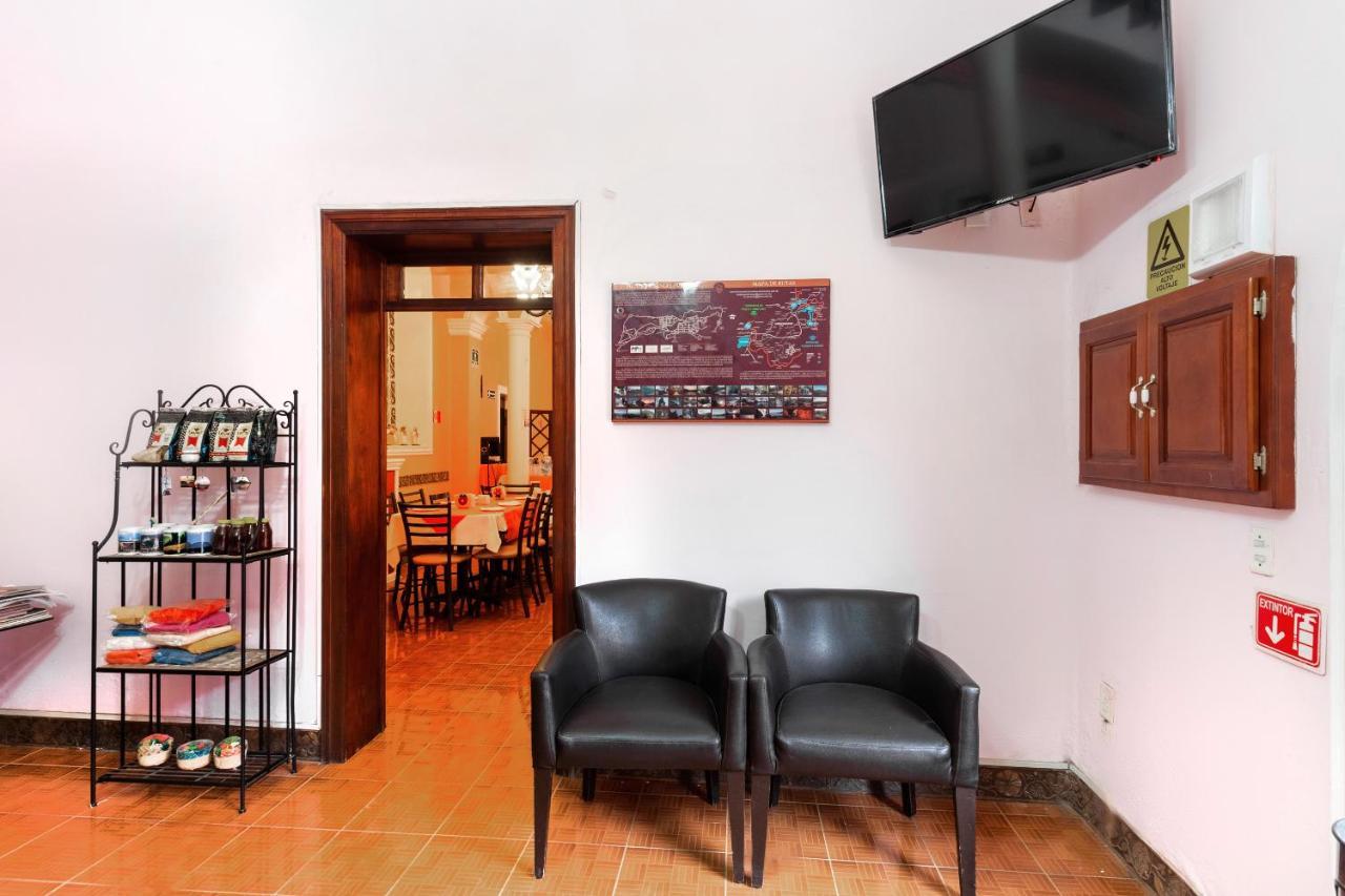 Capital O Casa Real Hotel Huauchinango Kültér fotó