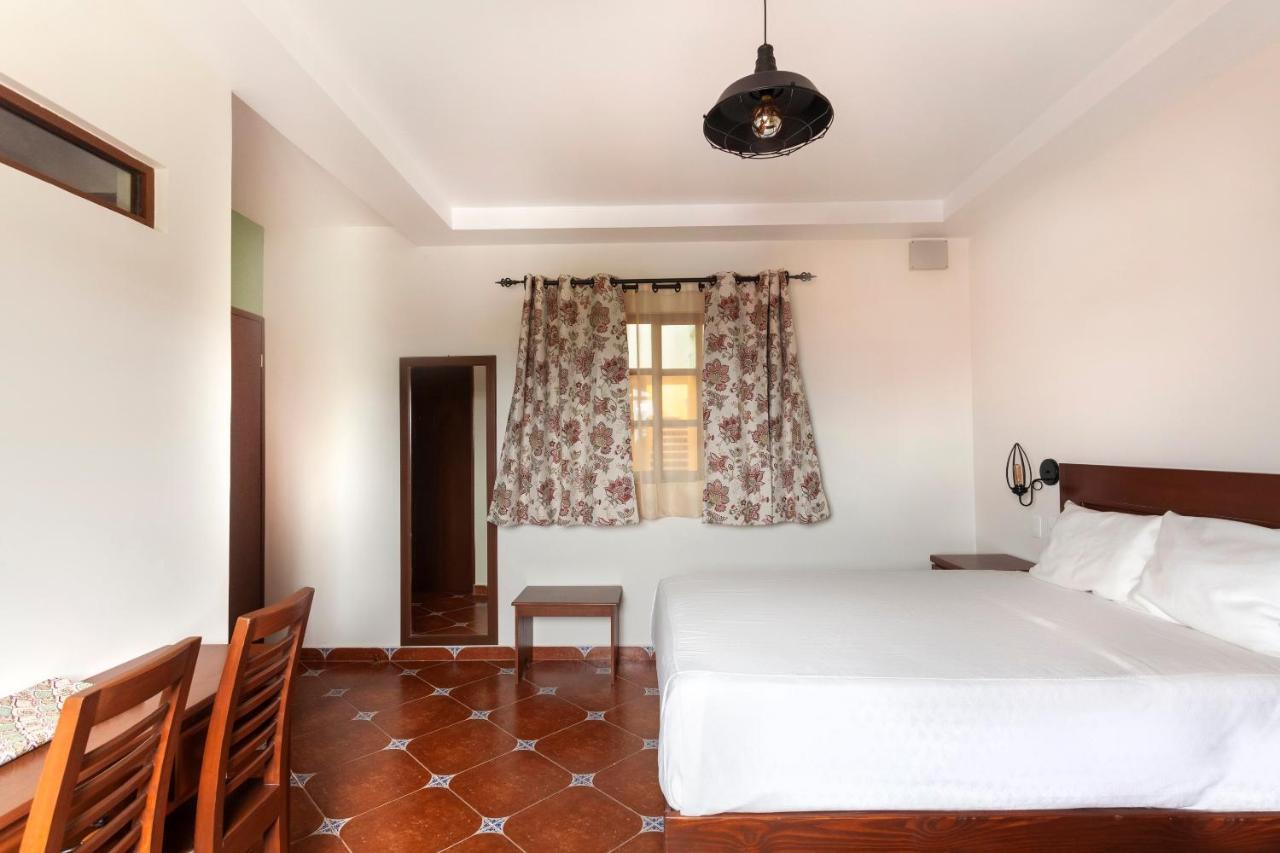 Capital O Casa Real Hotel Huauchinango Kültér fotó