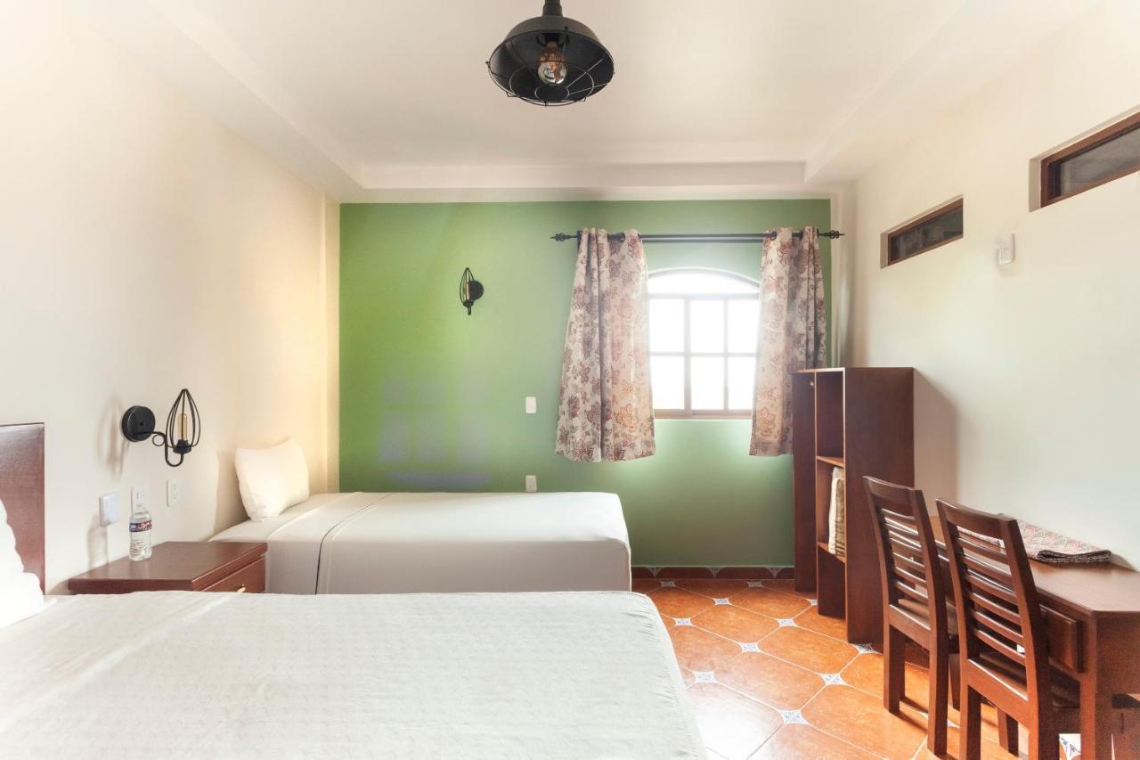 Capital O Casa Real Hotel Huauchinango Kültér fotó